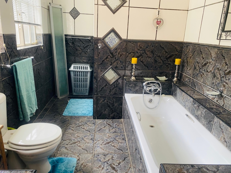 3 Bedroom Property for Sale in Sasolburg Ext 4 Free State